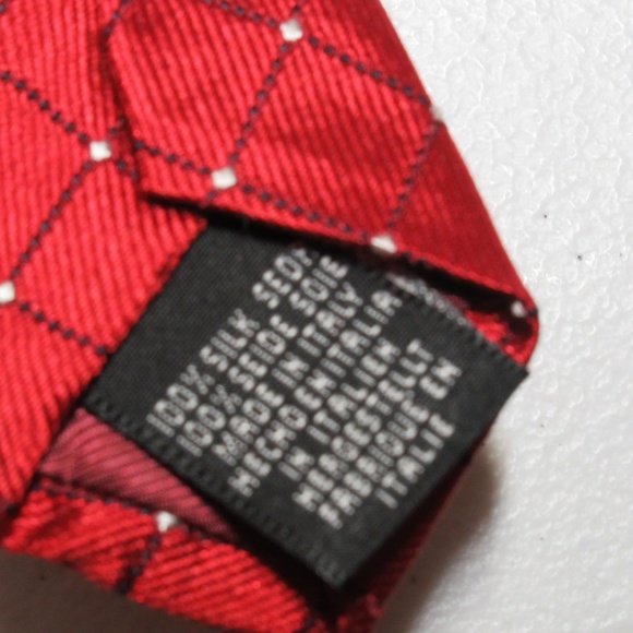 Red and white diamond pattern Tie Rack Tie - Picture 4 of 5